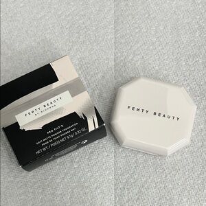 Fenty Beauty Pro Filt'r Soft Matte Powder Foundation - Cream